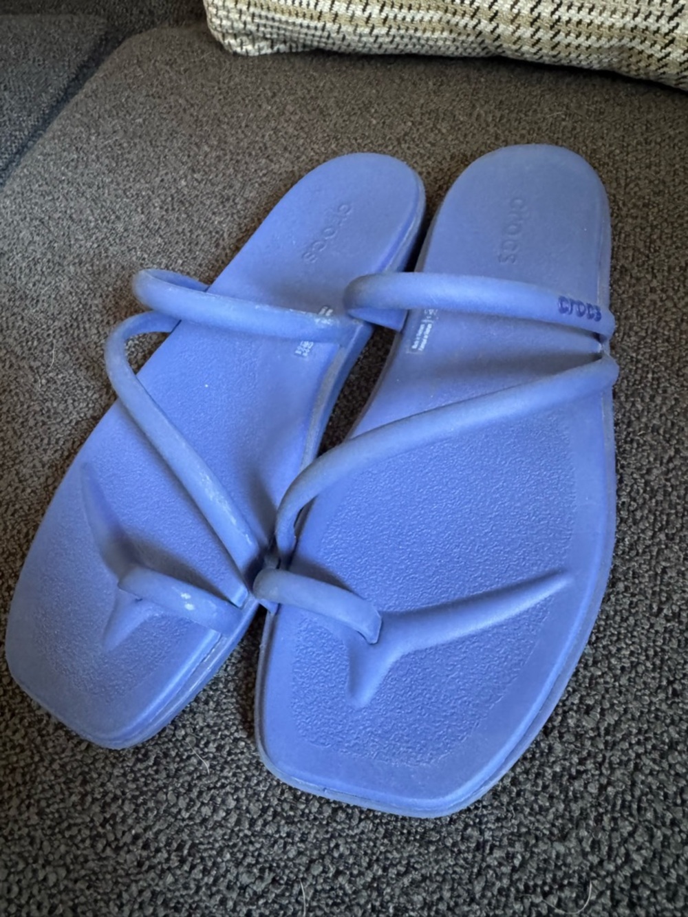 CROCS Women’s Blue Strappy Slide Sandals - Picture 2 of 3